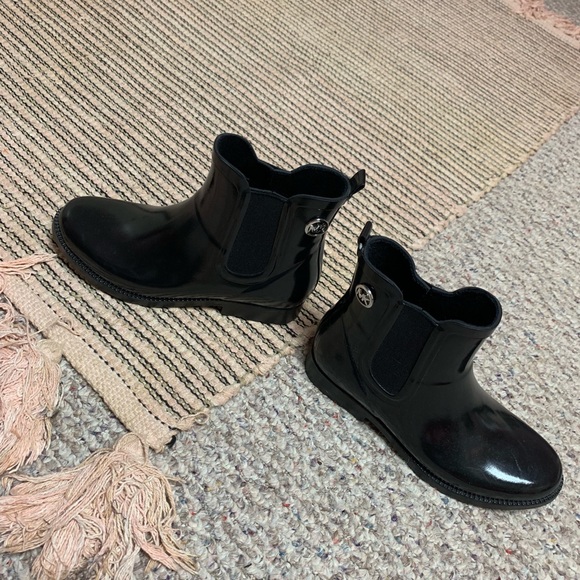 Micheal Kors rain boots - Picture 4 of 6